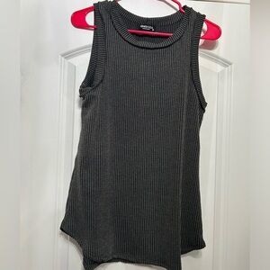 Women’s boutique ribbed tank